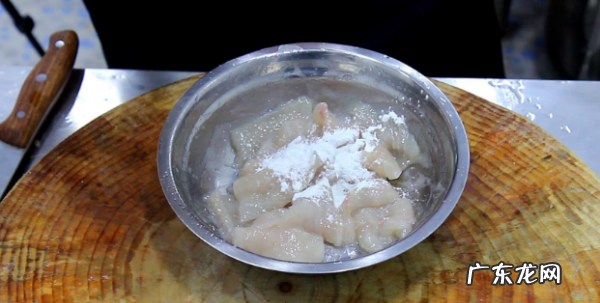 滑炒鱼片的做法,滑炒鱼片的做法