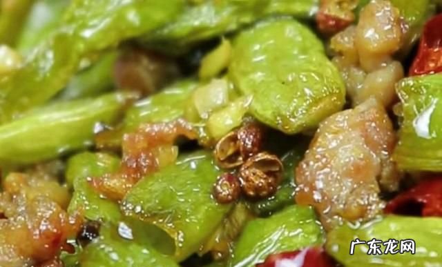 怎么做豆角出锅带油泡,炖豆角怎么能起泡泡