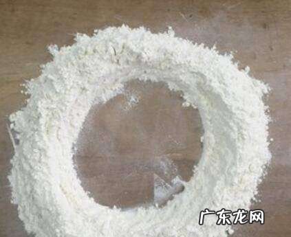 饺子皮怎么和面,饺子皮怎么和面又软又好吃