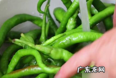 怎样腌整个青辣椒好吃,青辣椒的腌制方法