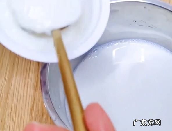 酸奶引子和牛奶的比例,用酸奶做引子怎么做酸奶比例