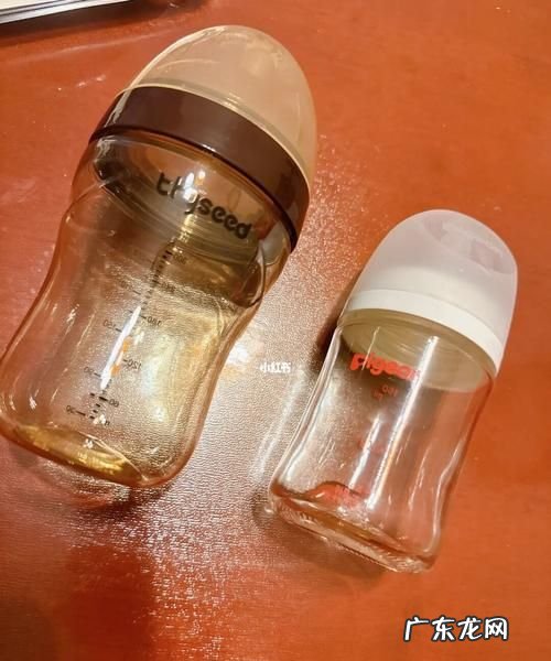玻璃奶瓶多久换一次,玻璃奶瓶过期了还可以用