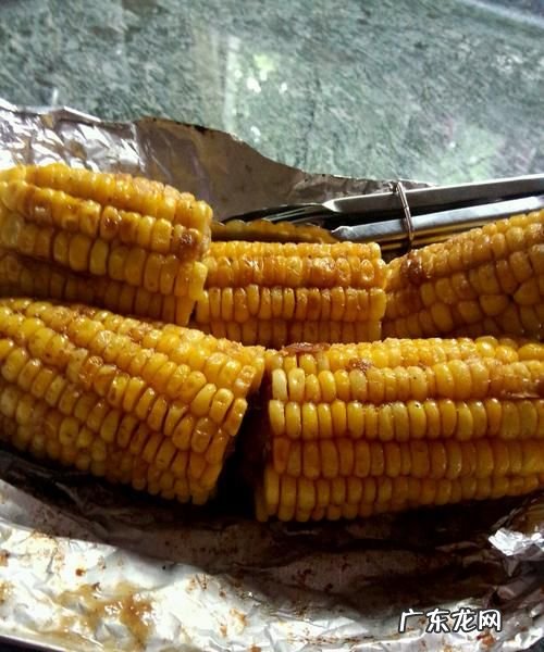 烤箱烤玉米生烤行,生玉米能直接用烤箱烤着吃