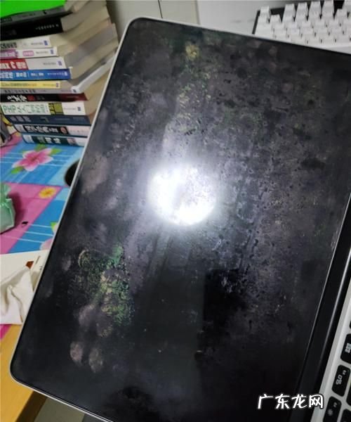 镜子背面涂层脱落怎么处理,如何去除镜面玻璃的镜面涂层