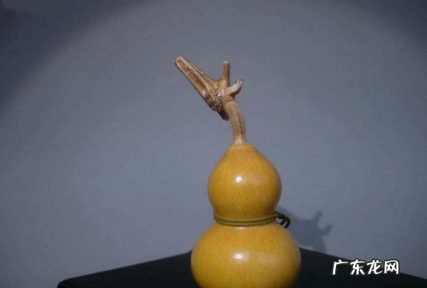 盘红一个葫芦得多久,桃木的葫芦应该怎么盘才会红亮的包浆