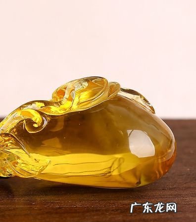 珍珠和琥珀是晶体,珍珠是晶体还是非晶体