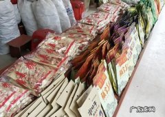 凤凰古镇的特产是什么,凤凰古城有哪些特产有哪些值得买的东西