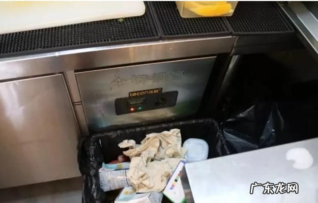 牛奶杯是什么垃圾,喝完的奶茶杯属于什么垃圾