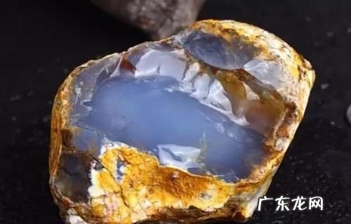 玉髓是玛瑙,玉髓是玛瑙的一种