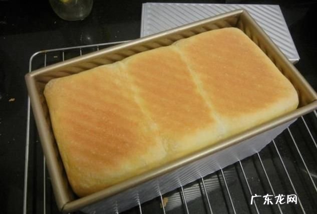 隔夜面包回炉烤箱几分钟,冷冻的面包如何回烤好吃