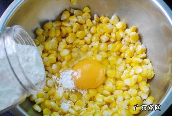 椒盐玉米怎么做才能酥脆,椒盐玉米粒该怎么制作还需要加入适量淀粉