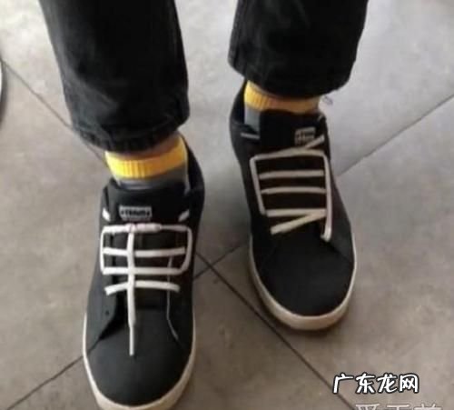 民政局系鞋带什么意思,头条上的鞋带是什么意思