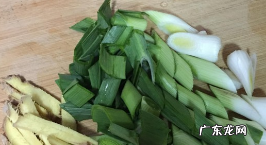 猪肠怎么炒好吃,怎么炒猪肠才脆