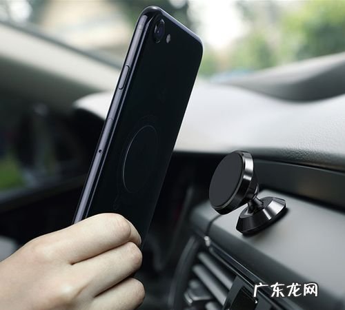 夏天手机放车里会坏,大热天身体发冷是怎么回事