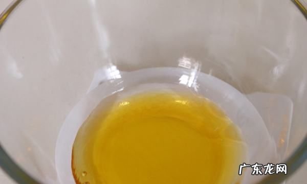 自制月饼皮的家常做法,家庭版月饼皮的做法及配方