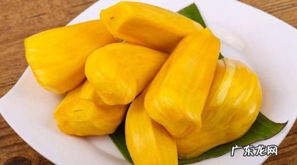 吃完菠萝蜜可以喝牛奶,牛奶可以和菠萝蜜一起吃