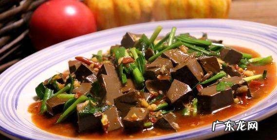 鸡血怎么炒家庭做法,白菜炒鸡血怎么做好吃