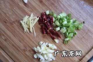菜笋怎么炒好吃家常菜,青竹笋怎么炒好吃又简单的做法