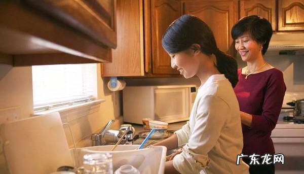 对象的妈妈应该叫啥,男孩称呼女朋友的母亲