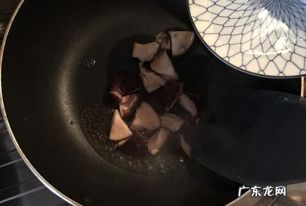 青椒面筋怎么炒,炒面筋的家常做法大全