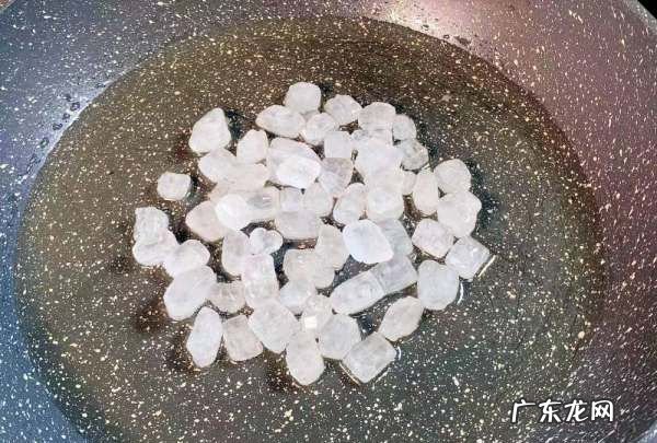 没有冰糖可以用白糖炒糖色,炒糖色可以用白糖代替
