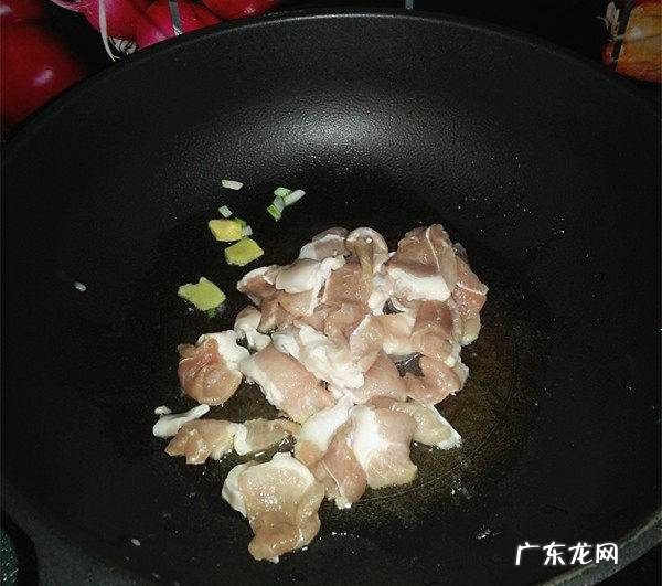 红薯炒肉怎么做,红薯炒嫩肉片