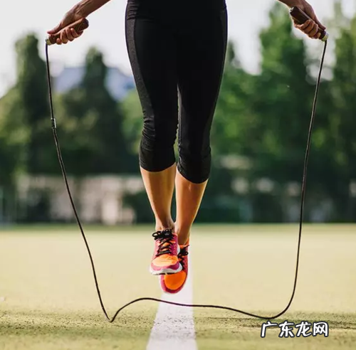 晚饭后多久可以跳绳,晚饭隔多长时间才能运动