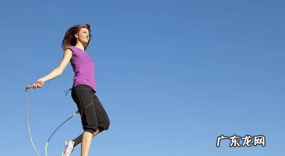 晚饭后多久可以跳绳,晚饭隔多长时间才能运动