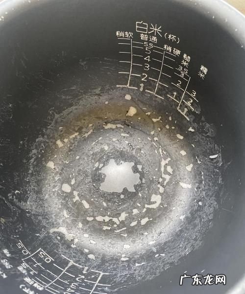 电饭锅涂层吃了有毒,电饭煲内胆不粘锅涂层脱落还能用