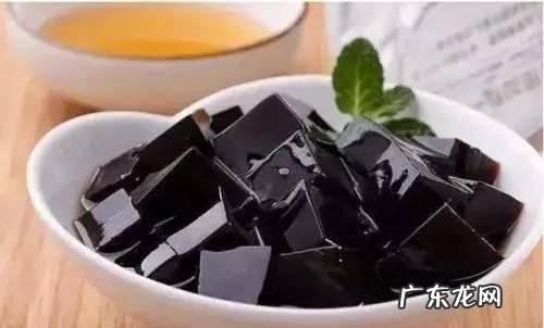 龟苓膏的原材料是什么,龟苓膏是什么材料做的 龟苓膏有什么营养