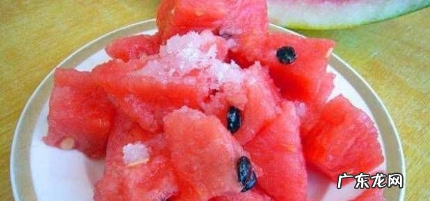 西瓜撒盐会更甜,为什么西瓜加盐会更甜