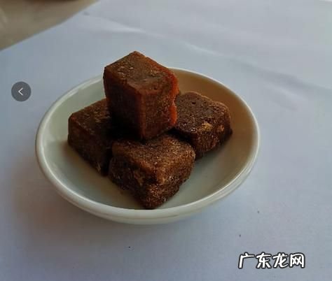 红糖上的白色是发霉,红糖上的白色是发霉喝了会不会有事