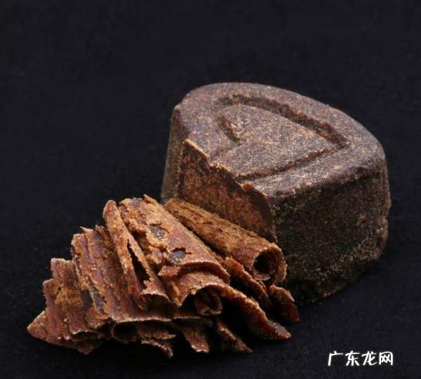 红糖上的白色是发霉,红糖上的白色是发霉喝了会不会有事