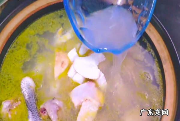 椰肉怎么吃法,新鲜的椰子肉怎么吃法