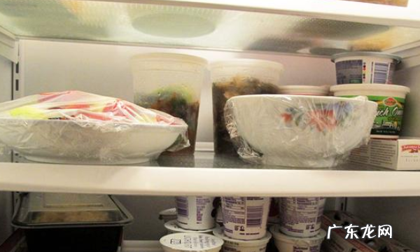 室内20度饭菜会坏,25度室温食物放多久