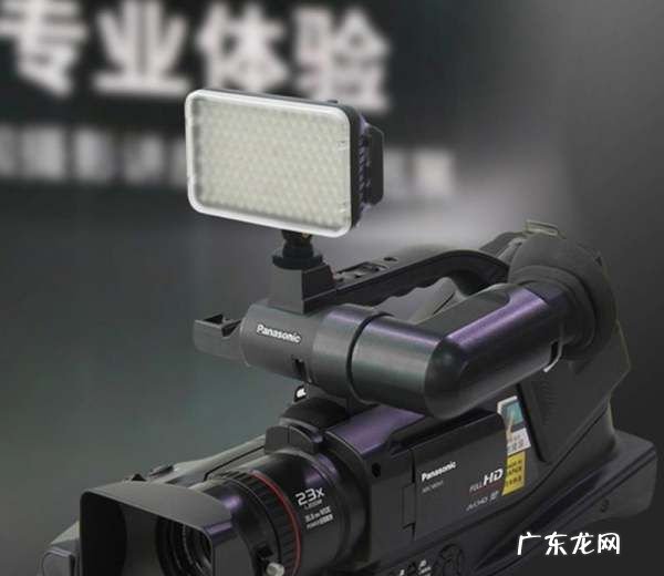 照相用什么灯效果好,户外摄影用闪光灯还是补光灯