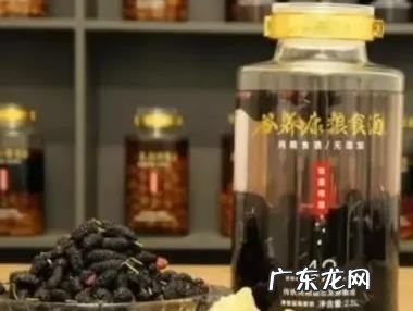槡果泡酒最长时间适合多久,桑葚泡白酒的制作方法