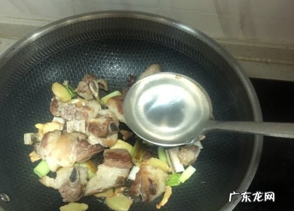 清炖牛排骨怎么做好吃,清炖牛排骨怎么做好吃又简单窍门