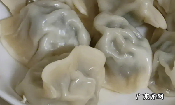 东北大叶芹怎么吃,大叶芹包饺子用焯水