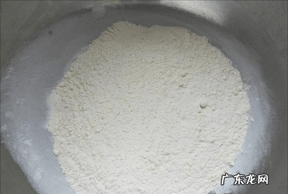 小苏打用热水还是冷水,小苏打去茶垢用热水还是冷水