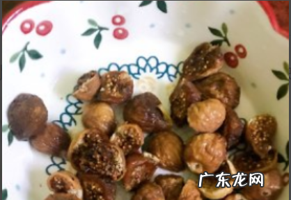 海底椰雪梨菊花膏做法,雪梨冰粉怎么煮好吃