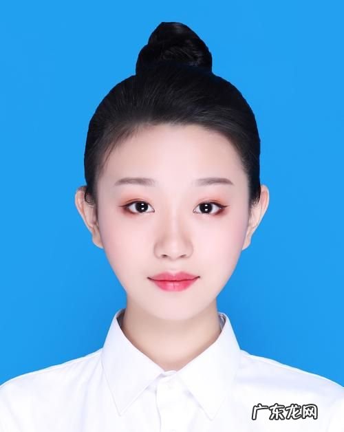证件照用什么镜头,拍证件照用什么镜头