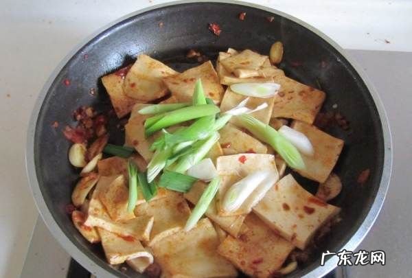 豆腐怎么炒好吃,炒豆腐怎么做好吃又简单
