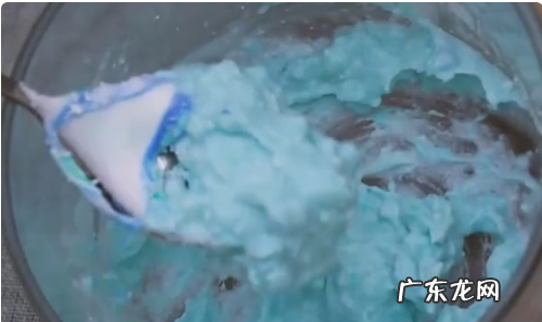 干了的油渍怎么洗掉,干了的油渍怎么洗掉的小窍门