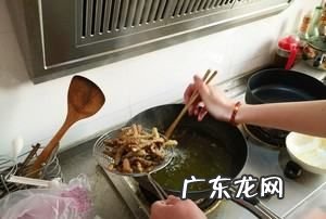 青椒牛肉怎么炒,青椒炒牛肉怎么做