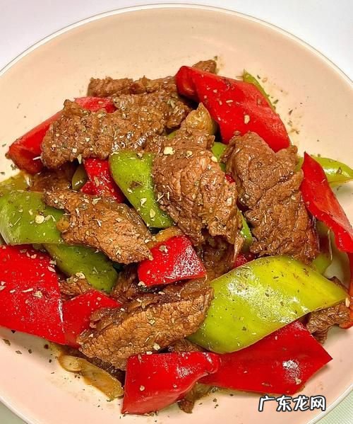 青椒牛肉怎么炒,青椒炒牛肉怎么做