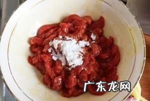 青椒牛肉怎么炒,青椒炒牛肉怎么做