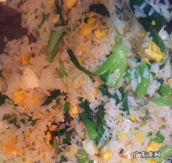 鸡蛋炒饭怎么炒好吃,蛋炒饭怎么做好吃又简单家庭版