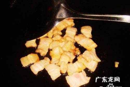 炒丝瓜怎么炒好吃,丝瓜怎样炒才好吃又简单