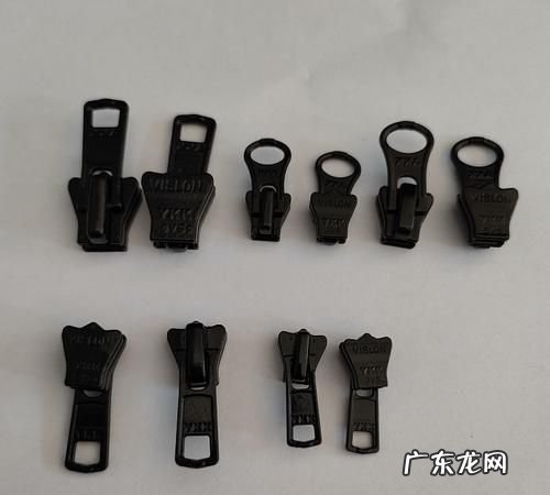 拉链头滑出怎么装进去,拉链头掉了怎么装上去